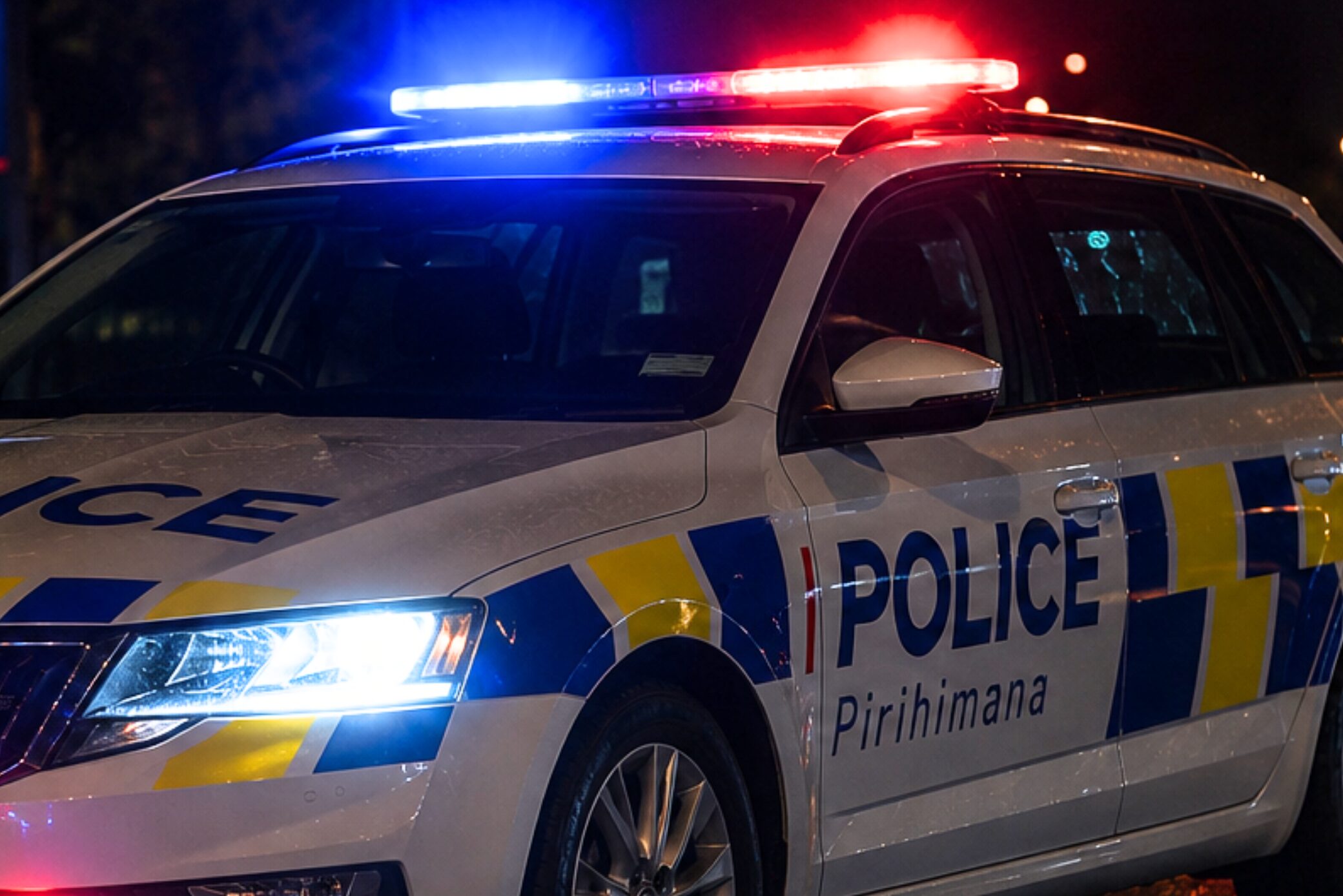 Police Seek Dark Sedan After Avon River Fishing Assault In Christchurch